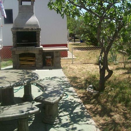 Apartmani Paklenica Starigrad Paklenica Εξωτερικό φωτογραφία